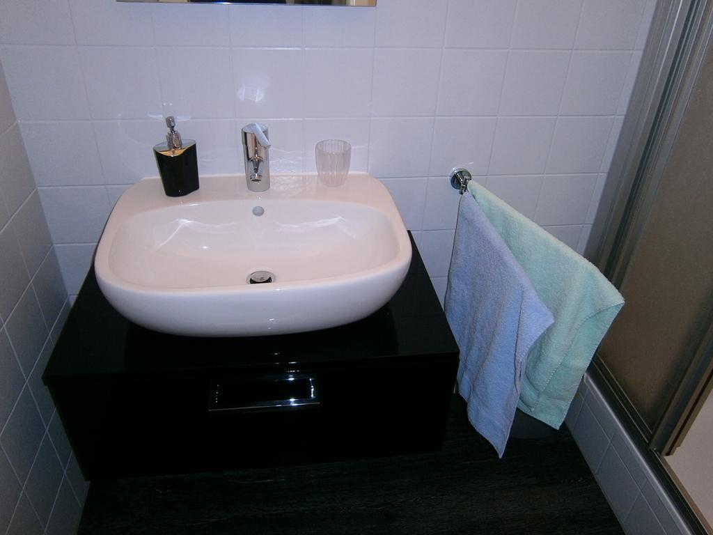 Atriumhof Apartment รุสท์ ภายนอก รูปภาพ