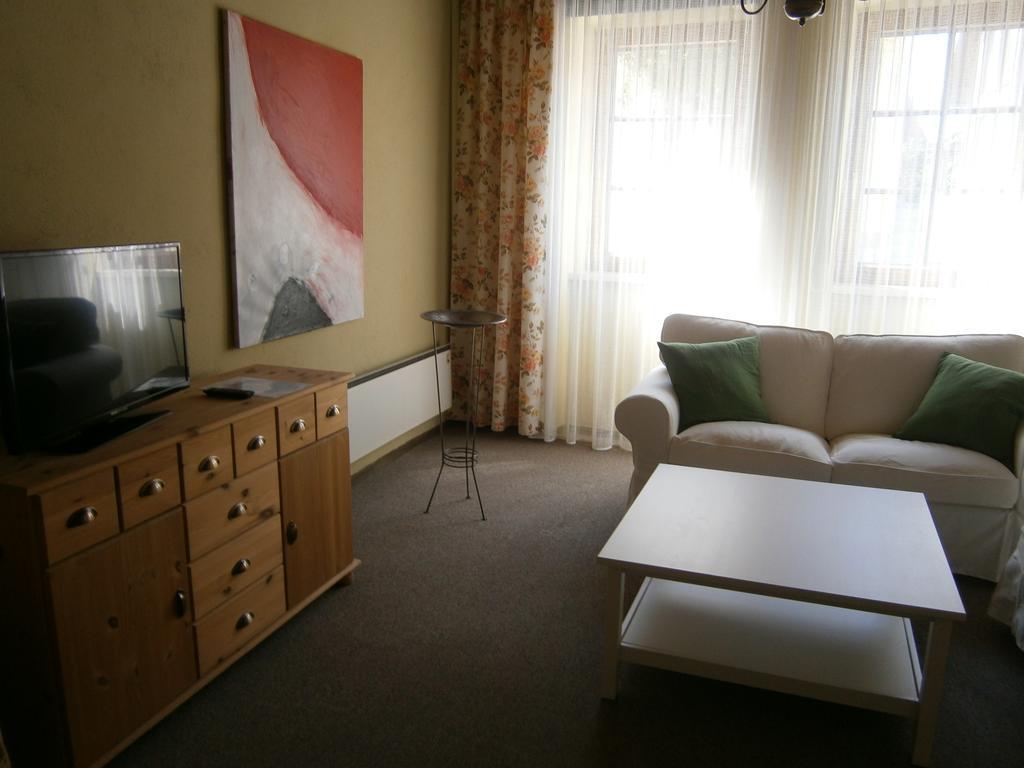 Atriumhof Apartment รุสท์ ภายนอก รูปภาพ