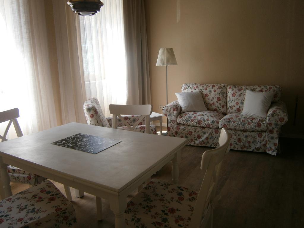 Atriumhof Apartment รุสท์ ภายนอก รูปภาพ