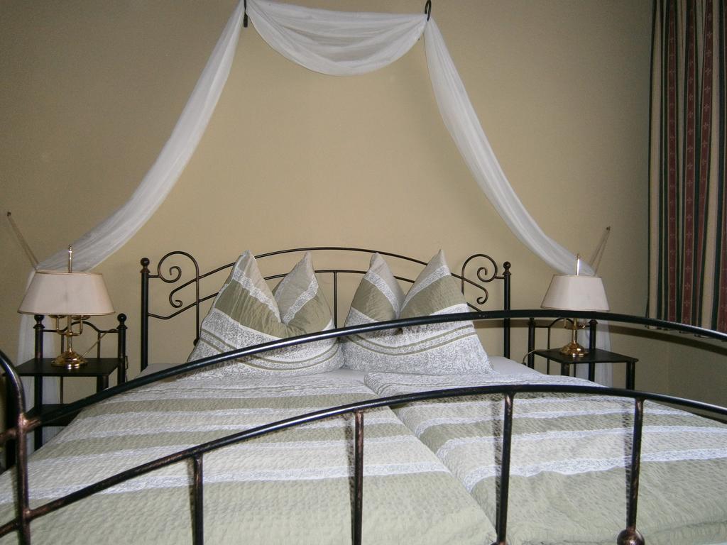 Atriumhof Apartment รุสท์ ภายนอก รูปภาพ